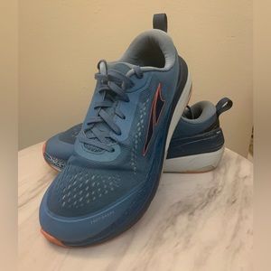 Altra Paradigm 5